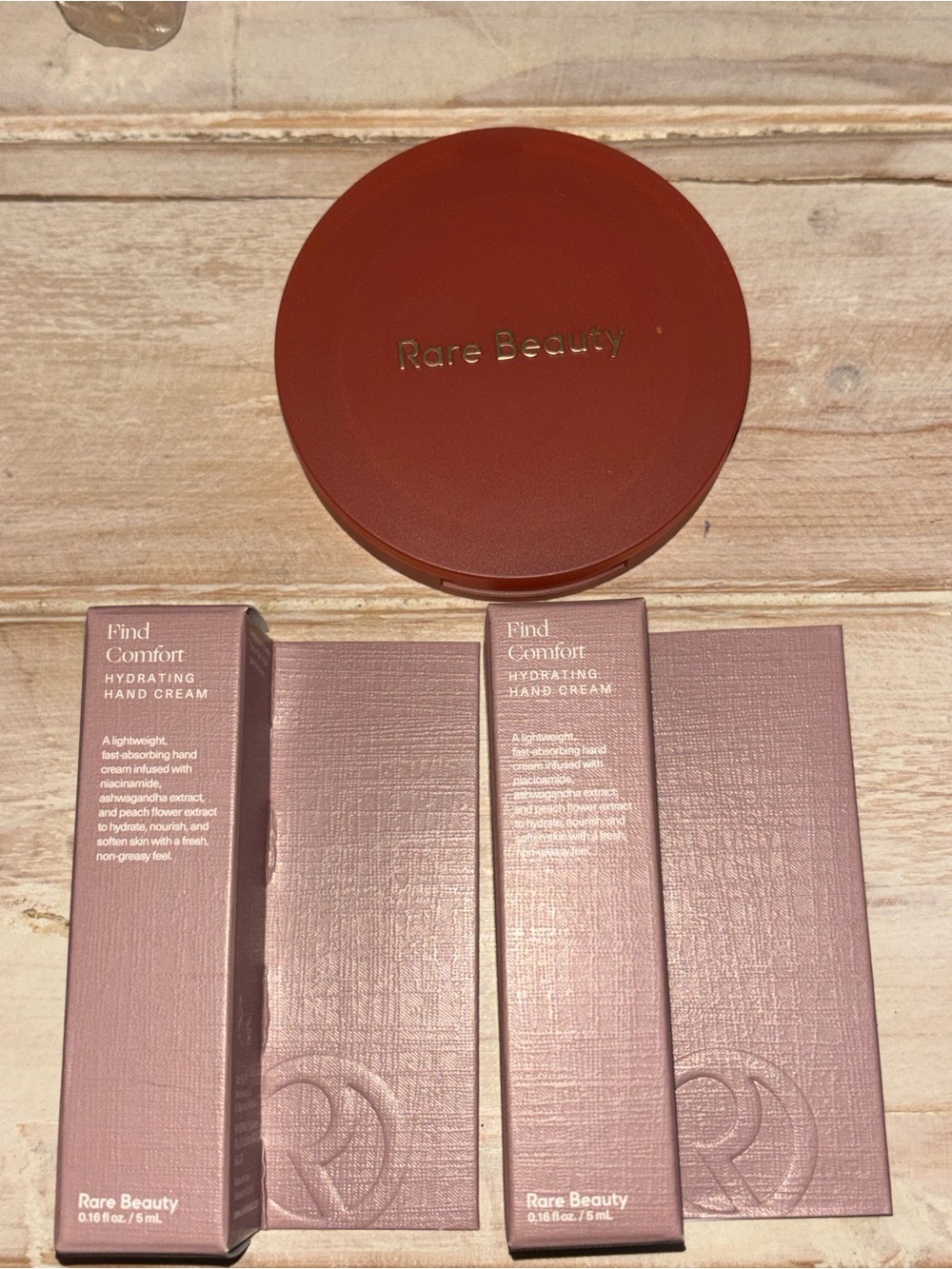 Rare Beauty Find Comfort Hydrating Hand Cream & blush (802)